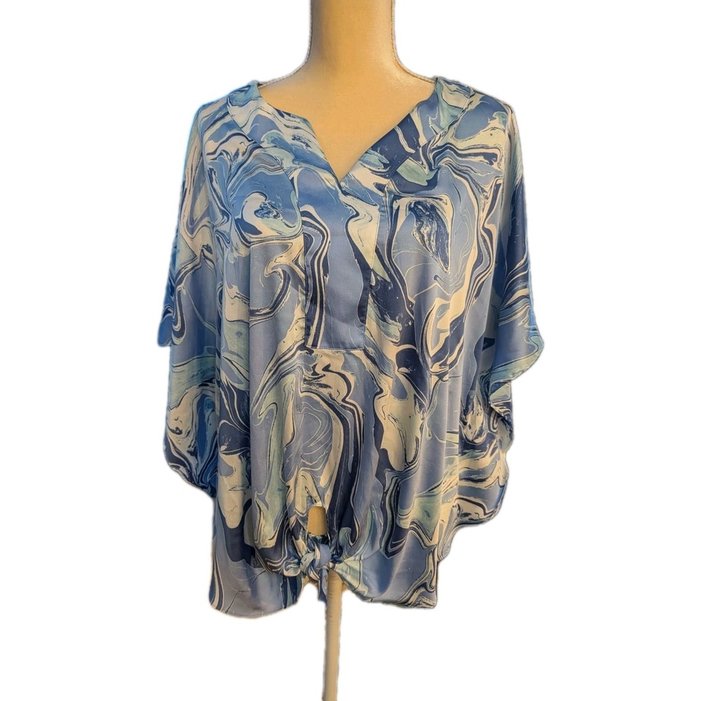 Chico's Women's Blouse Size 3P Blue Marbling Pattern Bell Sleeve Tie‎ Waist